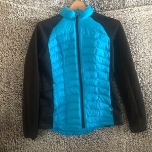 Weatherproof 32 Degrees Ladies Small  Blue Black Puffer Jacket Zipper
